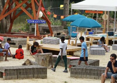 Coin lecture et espace détente sur la plage